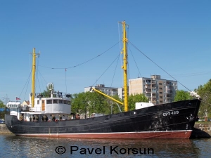 Средний рыболовный траулер - СРТ-129 - единственное музейное рыболовное судно в России