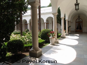 Крым - Ливадия - Ливадийский дворец - Внутренний итальянский дворик
