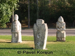 Днепропетровск - Памятники - Каменные бабы