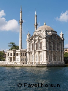 Мечеть Ортакей в проливе Босфор