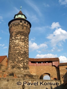 Башня императорского замка Кайзербург в  Нюрнберге