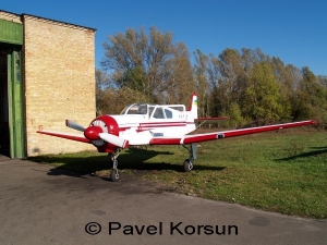 Киев - Авиация - Самолет Як-18Т - легкий учебно-тренировочный и пассажирский самолет